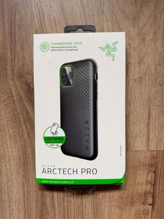 Custodia Razer Arctech Pro per iPhone 11 Pro