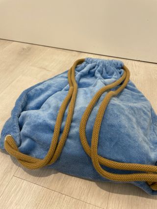 Mochila Benetton de toalla azul y marrón