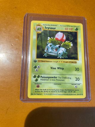 Ivysaur First Edition Base Set Shadowless