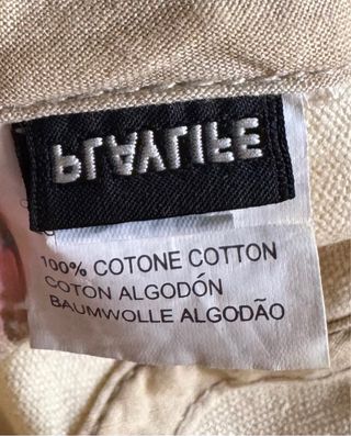 Berretto uomo Playlife beige con stemma