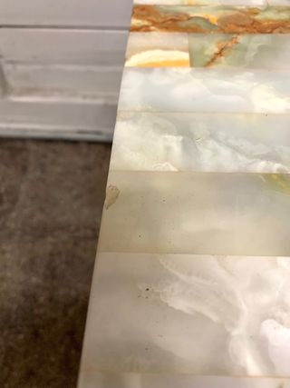 Mesa auxiliar de mármol verde y multicolor