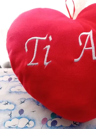 Cuscino cuore rosso Ti Amo