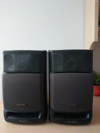 Altavoces Aiwa Negros modelo SX FZ1200