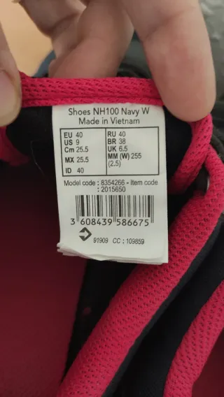 Zapatillas deportivas Quechua Decathlon talla 40