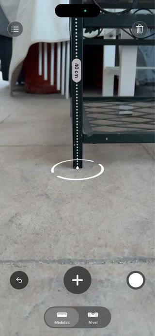 Mesa de forja con tapa de cristal