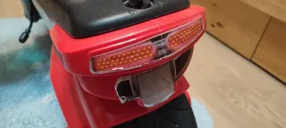 Moto Grande Infantil Roja con Casco Playskool