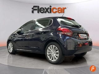 Peugeot 208 5P ALLURE 1.2L PureTech 81KW (110CV) S&S