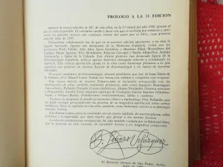 Libro Formulario con su fundamentos de Terapéutica