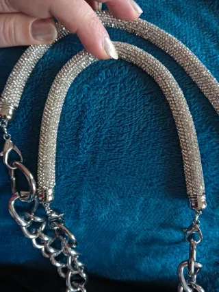 Borsa nera effetto camoscio manici scintillanti