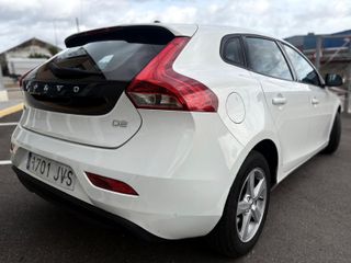 Volvo V40 2017