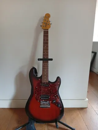 Sterling Cutlass Short Scale HSS Guitarra