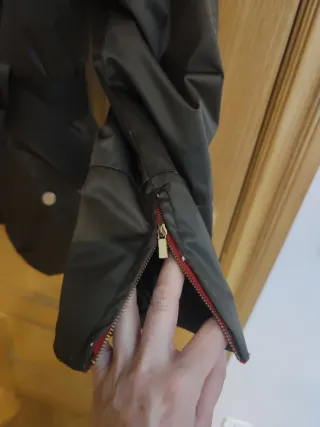 Chaqueta plumifero de vertir de Zara.