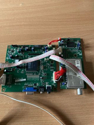 Placa main board completa de tv Airis 14