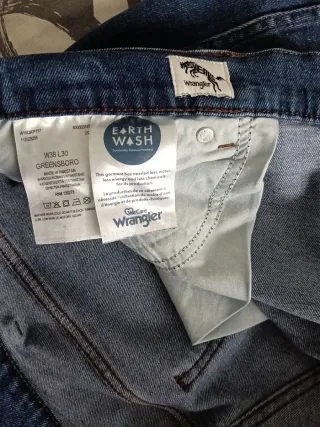 Pantalones Vaqueros Wrangler nuevos