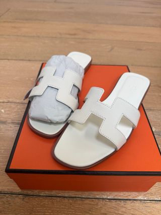 Hermes Oran Sandalias Blancas