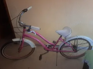 Bicicleta de paseo rosa