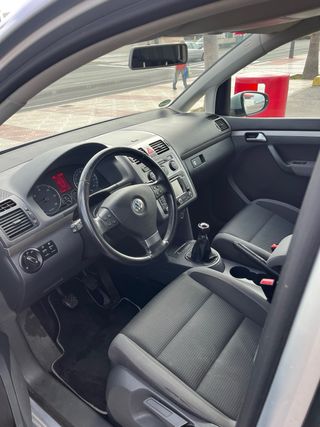 Volkswagen Touran 2009