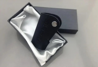 FUNDA DE LLAVE LLAVERO CUERO NEGRO MERCEDES AMG