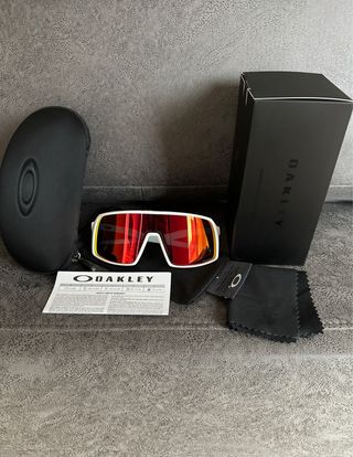 Gafas Deportivas Oakley Sutro Polarizadas