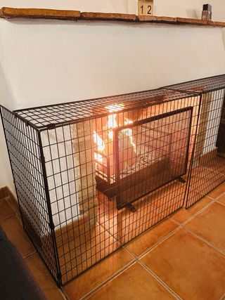 Grelha / proteção de lareira extensível