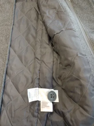 Chaquetón gris paño cremallera y botones