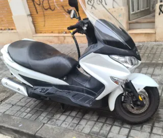 Suzuki Burgman 125 2015