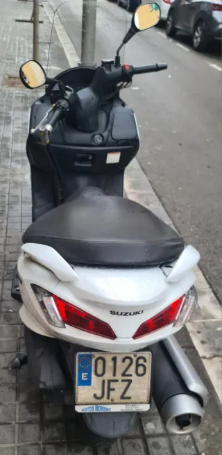 Suzuki Burgman 125 2015