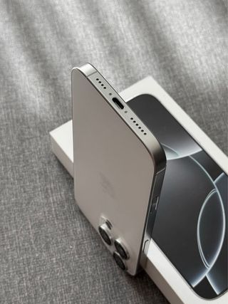 iPhone 16 Pro Max 256GB