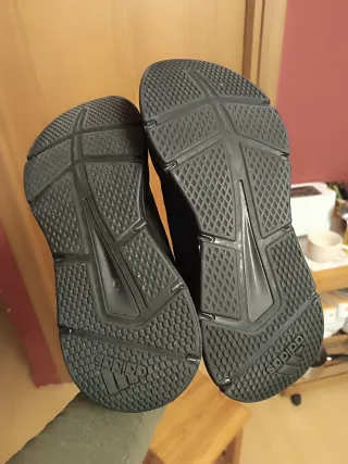 Zapatillas Adidas Galaxy 6 M. Talla 42 y 3/4.