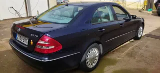 Mercedes-Benz Clase E 2002
