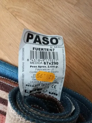 Due tappeti per ingresso e soggiorno. 20 euro ciascuno