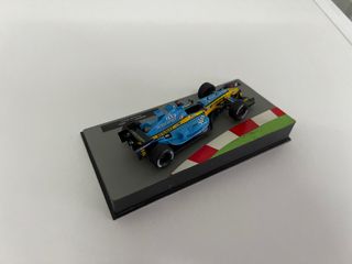 Maqueta Renault R25 Fernando Alonso 1/43