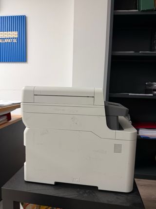 Impresora BROTHER DCP-L3550CDW. Estado seminuevo
