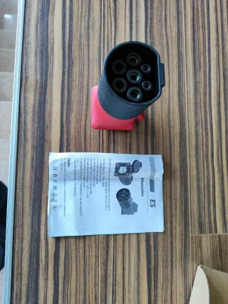 Adaptador V2L para MG 4, MG 5 y MG ZS