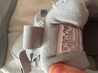 Zapatillas Fila Grises No hago envíos