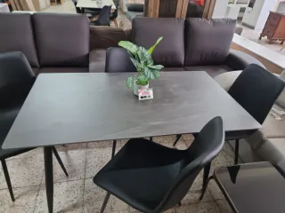 Mesa y 4 Sillas Polipiel Negro/Gris Mesa de