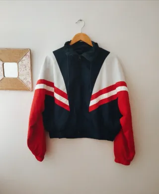 Chaqueta deportiva color block