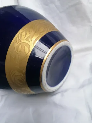 Jarrón cerámica azul y dorado