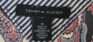 Blusa de mujer, talla M.