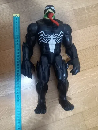 Venom Titan Hero Hasbro Action Figure