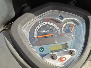 Kymco Agility City 125cc - Color gris del 2013