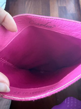 Stivali alti fucsia effetto coccodrillo