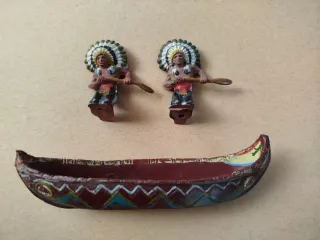 Indios de pech.en goma.