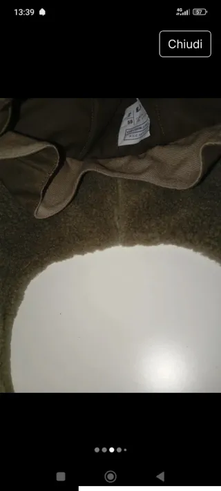 Berretto invernale con paraorecchie