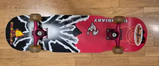 Skate Incendiary. Monopatín.