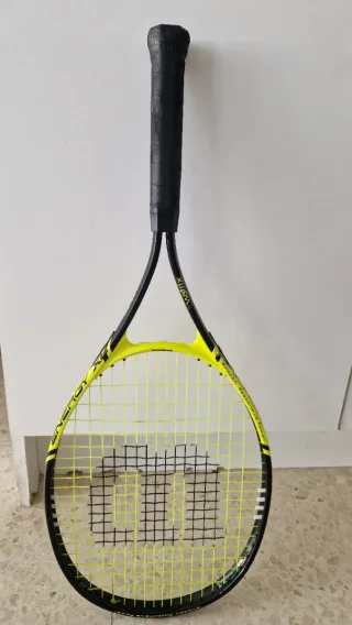 Raqueta de Tenis Wilson con funda