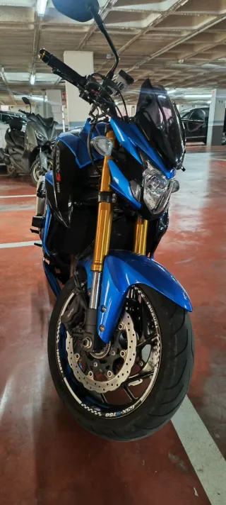 Suzuki GSX-S 750 Naked Azul
