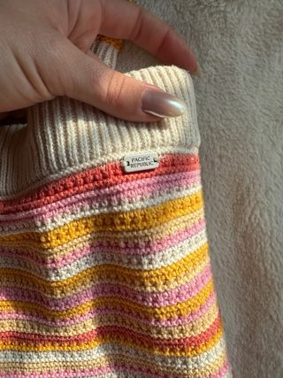 Conjunto de punto a rayas rosa y amarillo