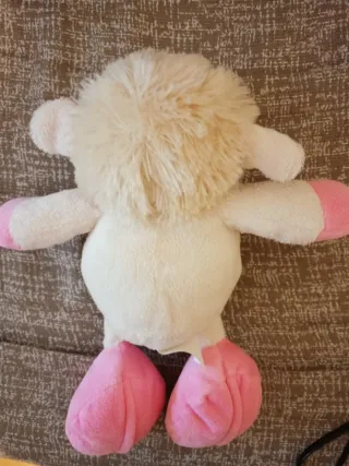 Peluche beige suave como nuevo
