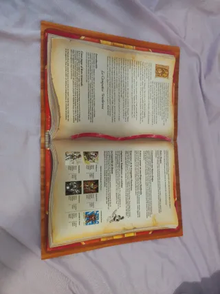 Libro de retos en buen estado.